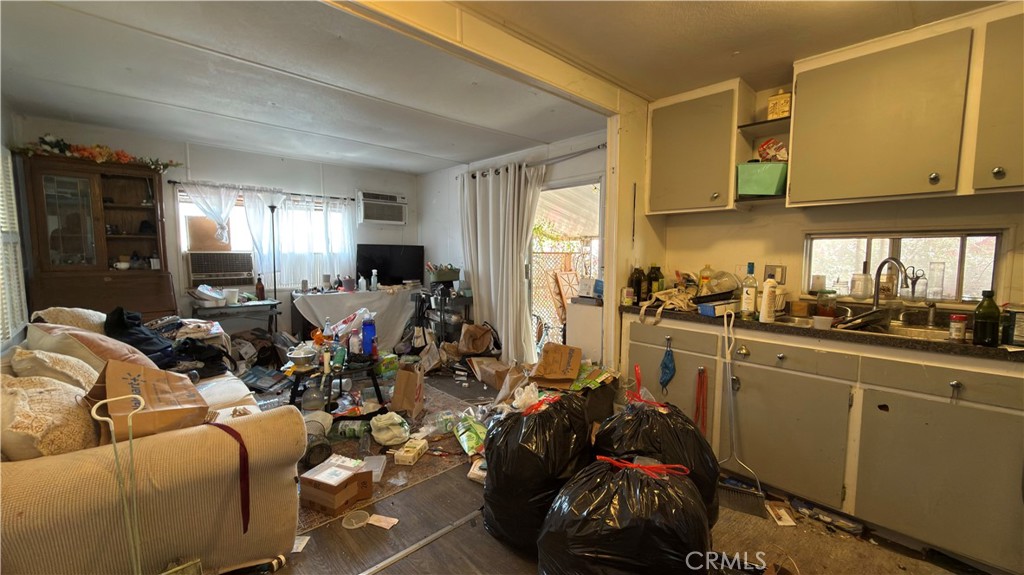 27 Jupiter St Property Photo 10