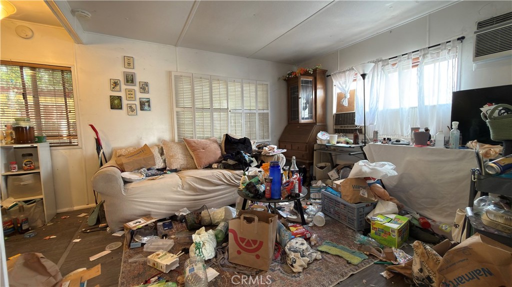 27 Jupiter St Property Photo 11