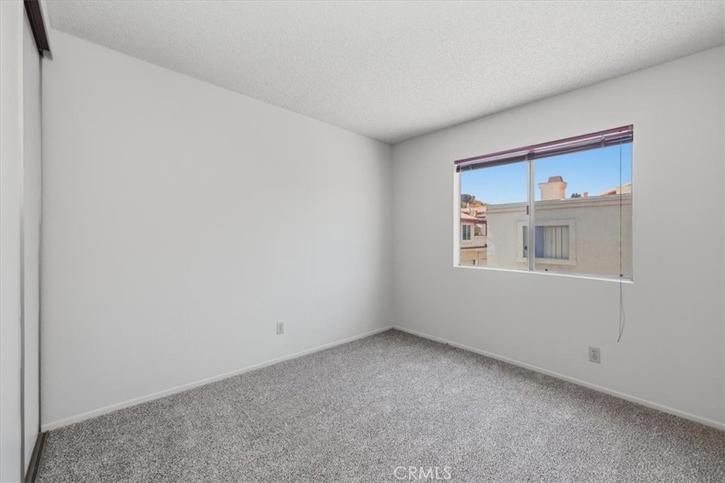 24242 Sylvan Glen Property Photo 21