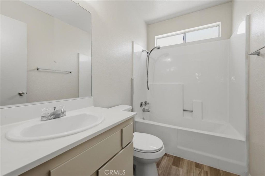 24242 Sylvan Glen Property Photo 23