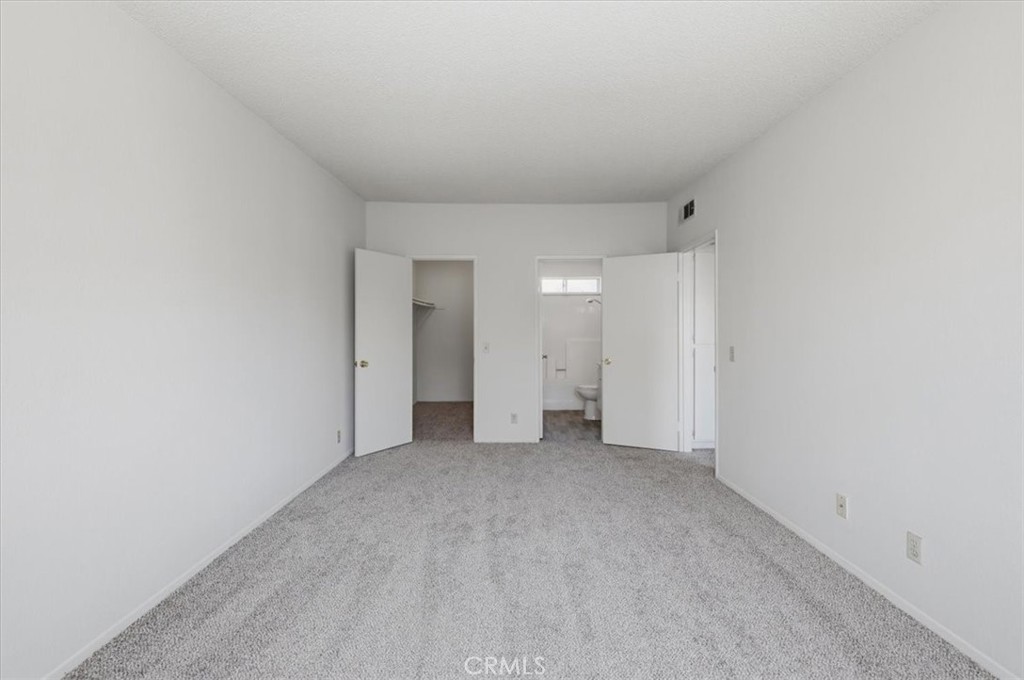 24242 Sylvan Glen Property Photo 25