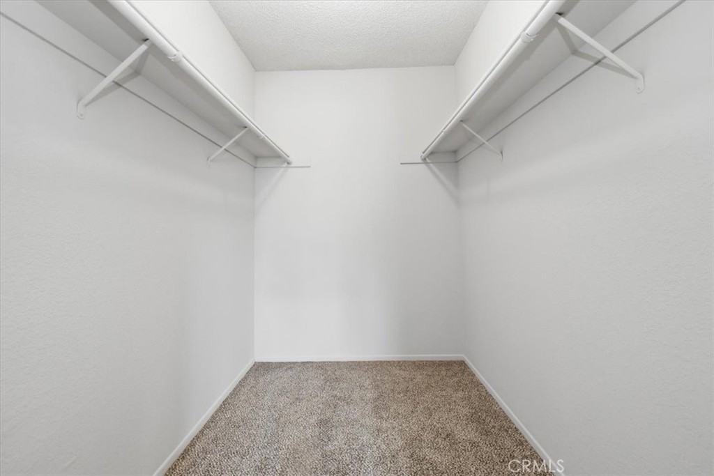 24242 Sylvan Glen Property Photo 26