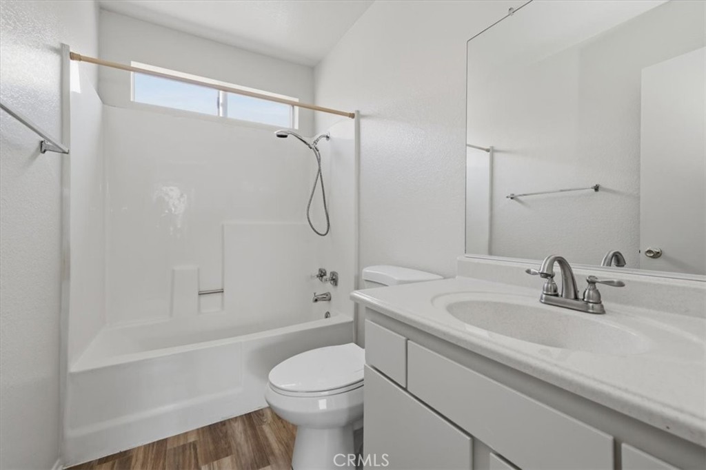 24242 Sylvan Glen Property Photo 27