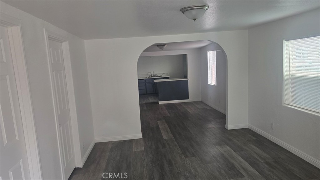 515 W N Property Photo 9