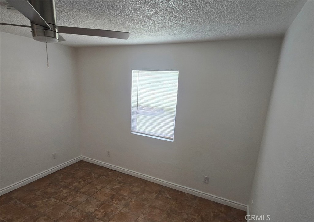 515 W N Property Photo 22