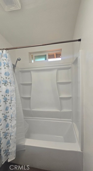 515 W N Property Photo 28
