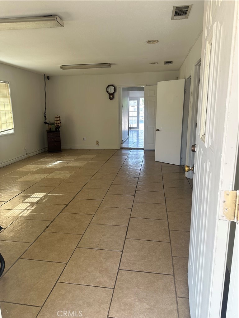 810 E H Property Photo 2