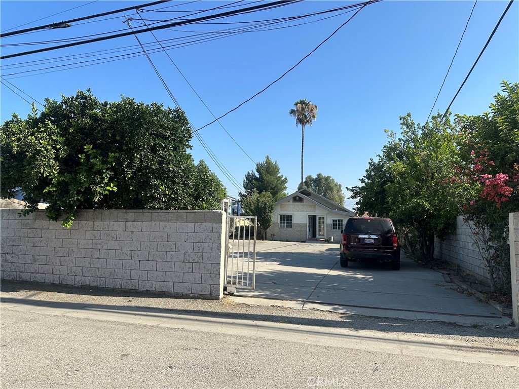 810 E H Property Photo 22