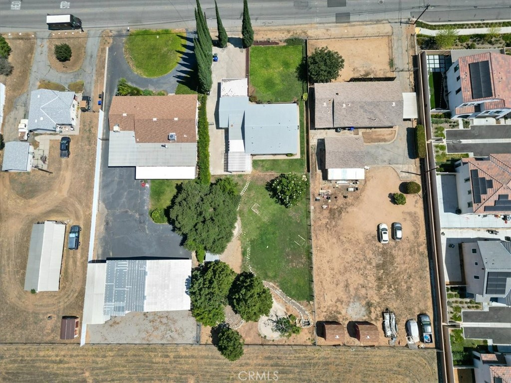 34385 Avenue H Property Photo 4