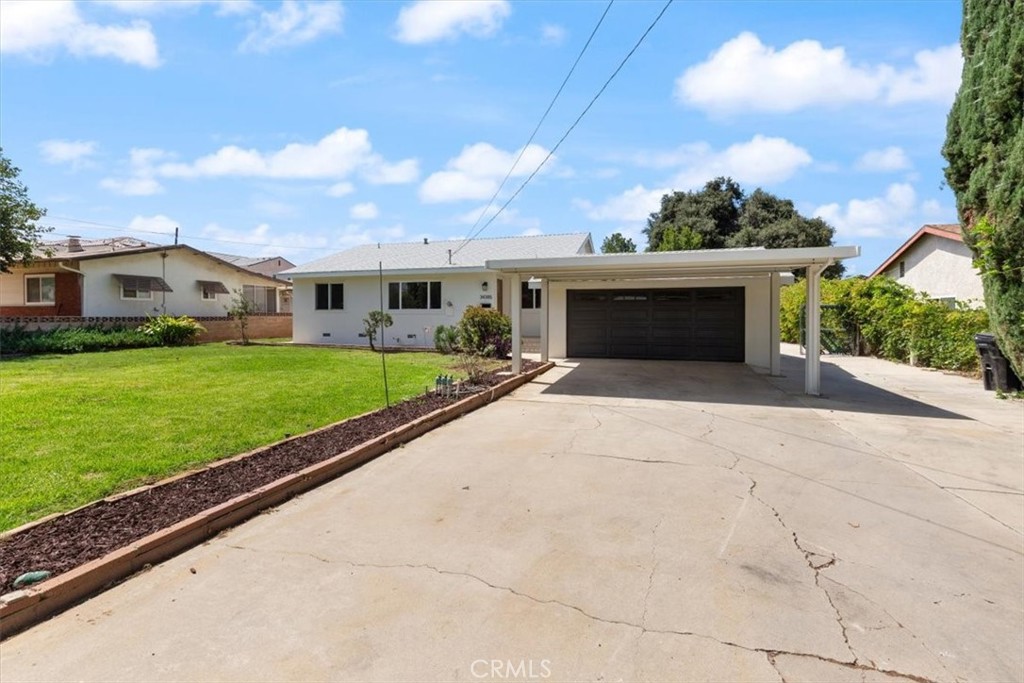 34385 Avenue H Property Photo 6