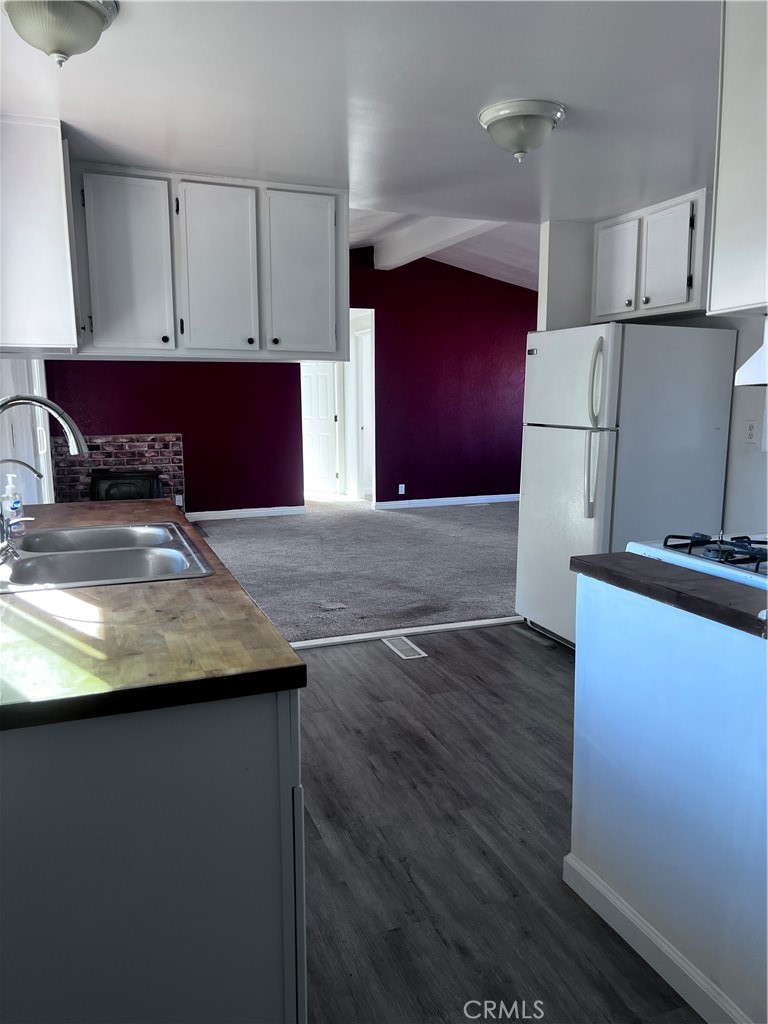 49215 Meadowview Way Property Photo 4