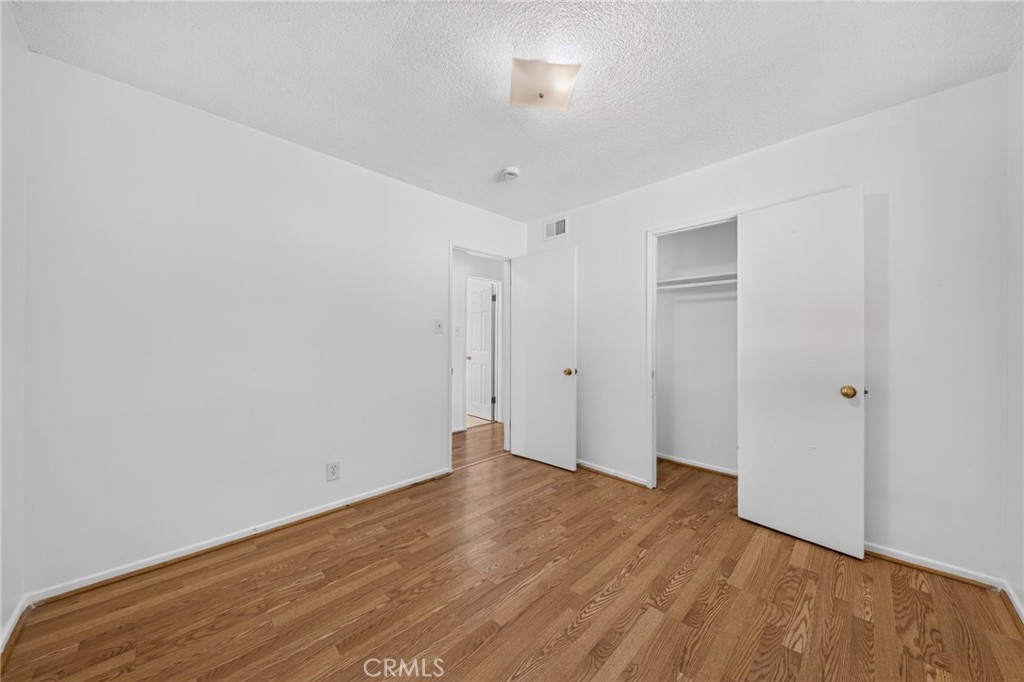 2438 W 7th Property Photo 12