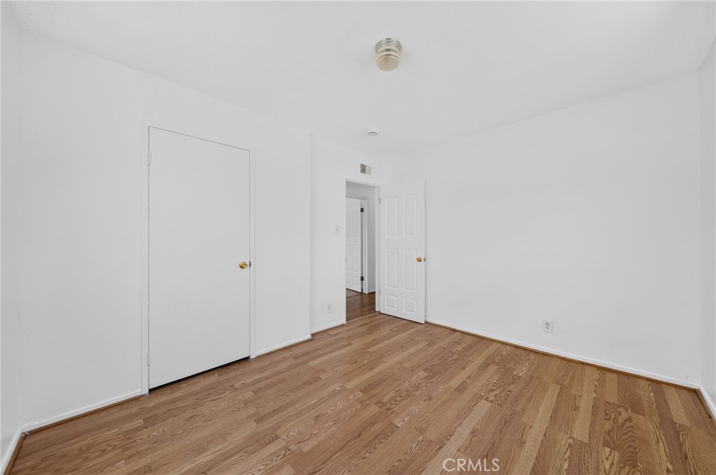2438 W 7th Property Photo 17