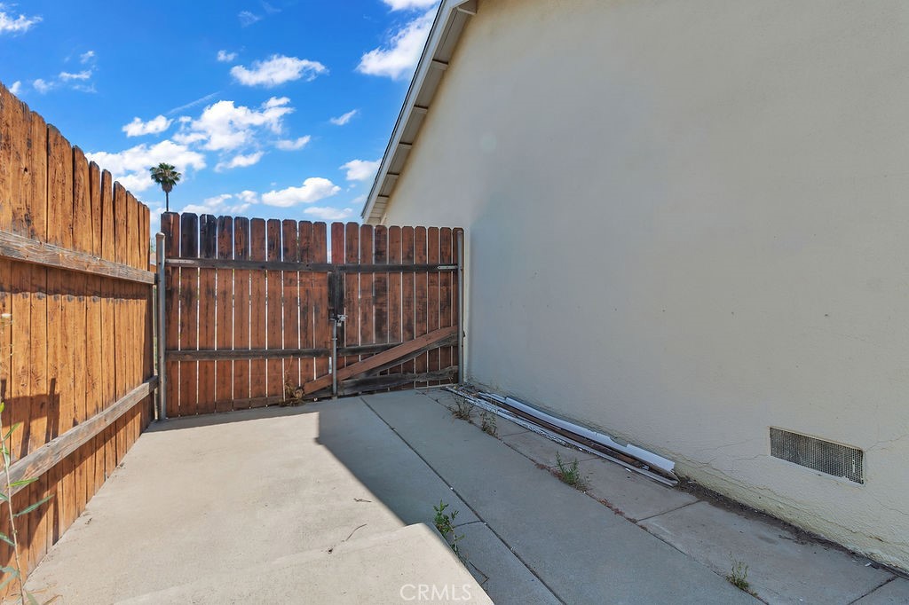 4190 Hines Property Photo 20