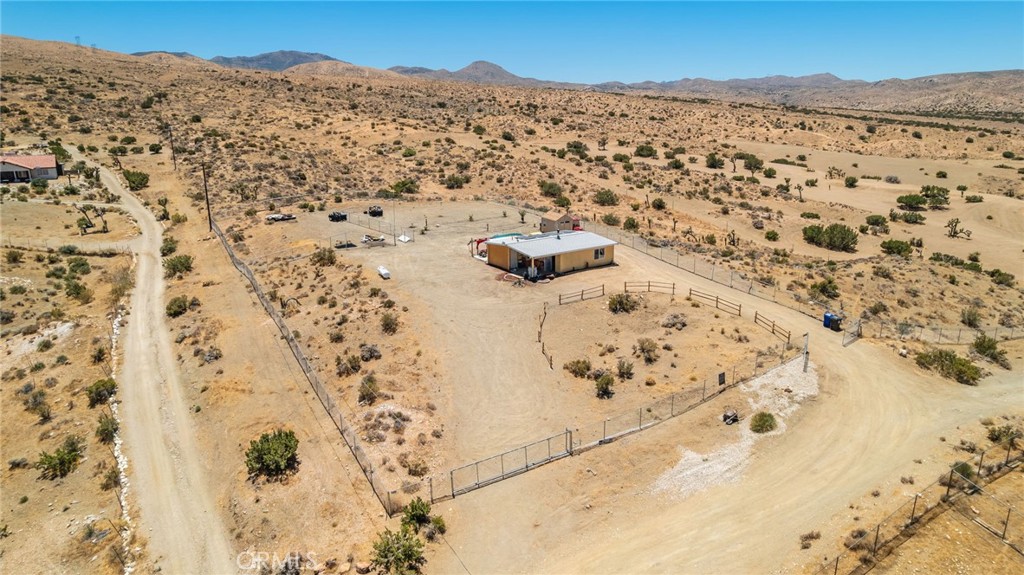 25333 Valley View Property Photo 1