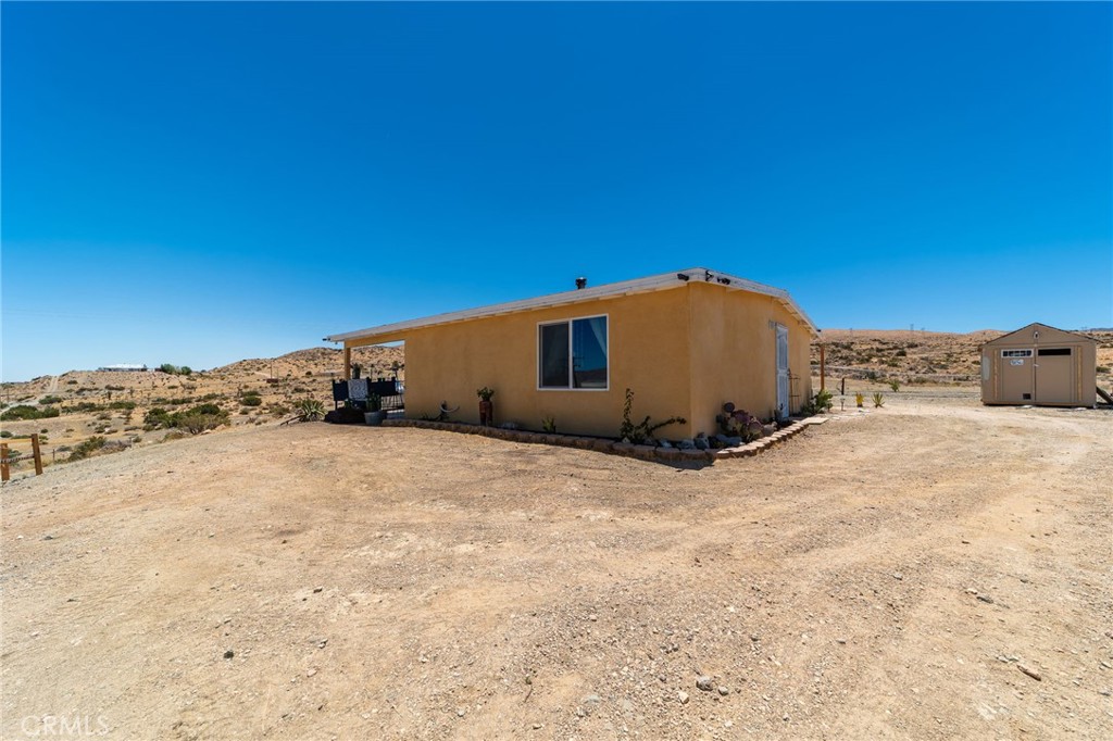 25333 Valley View Property Photo 4