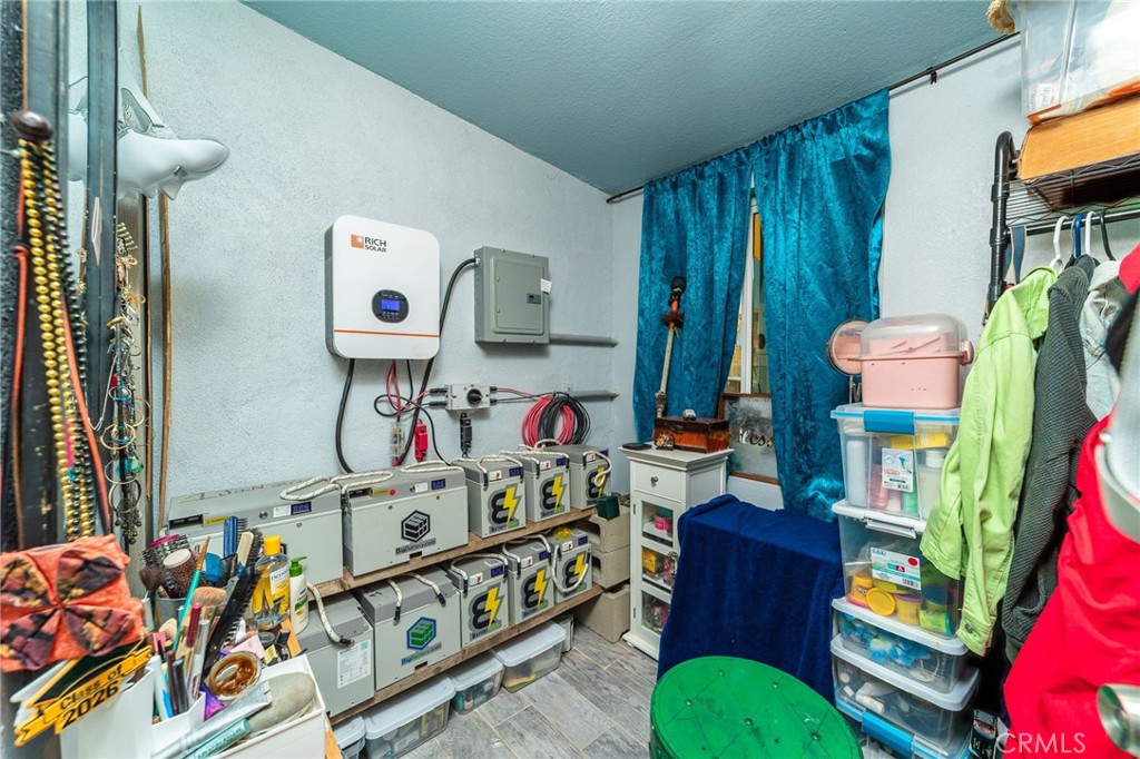 25333 Valley View Property Photo 32