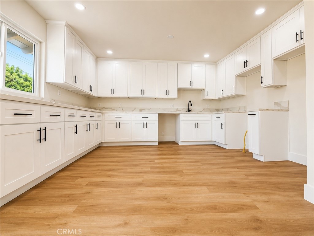 1473 Arizona Property Photo 5