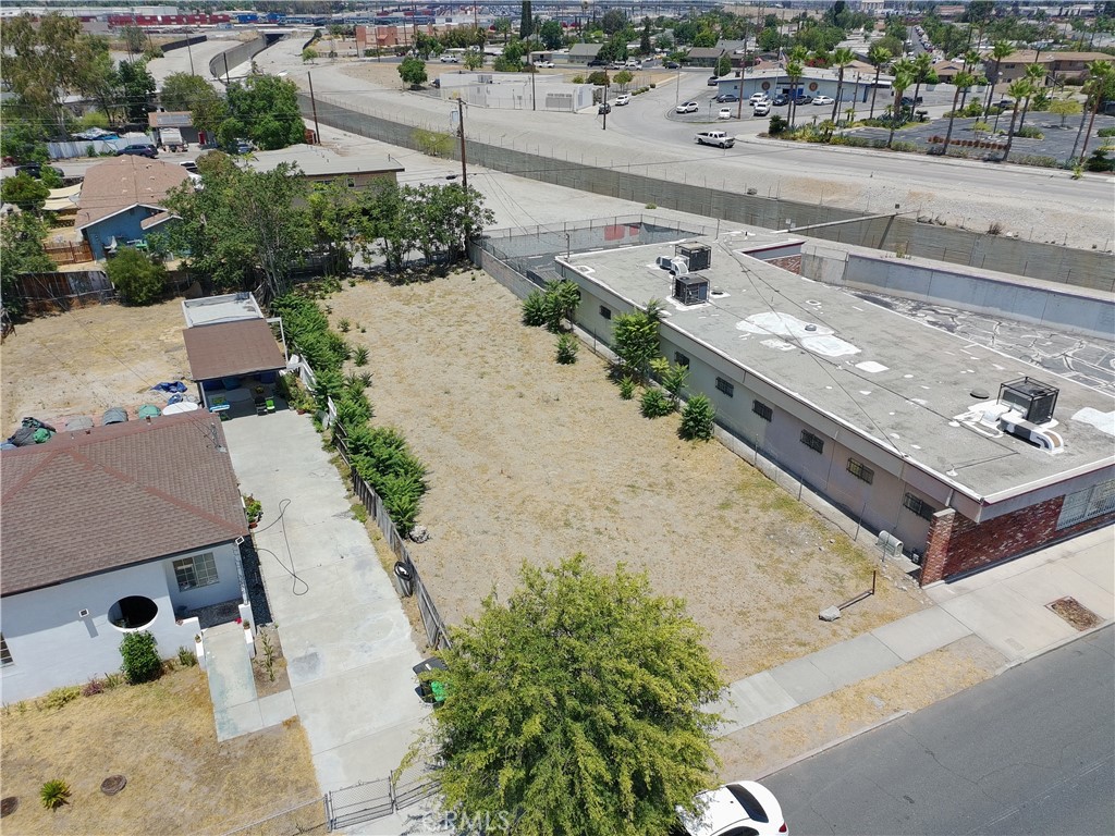 1371 N La Cadena Property Photo 5