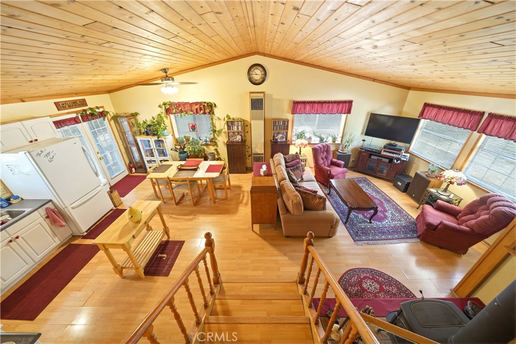 849 Ford Property Photo 9
