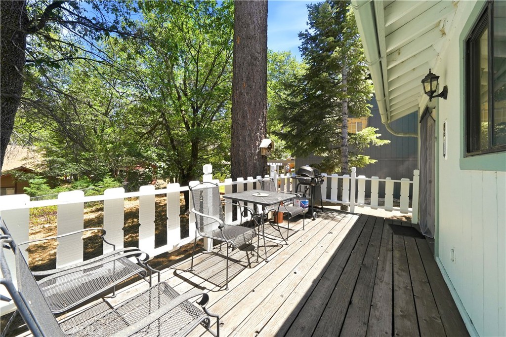 849 Ford Property Photo 24