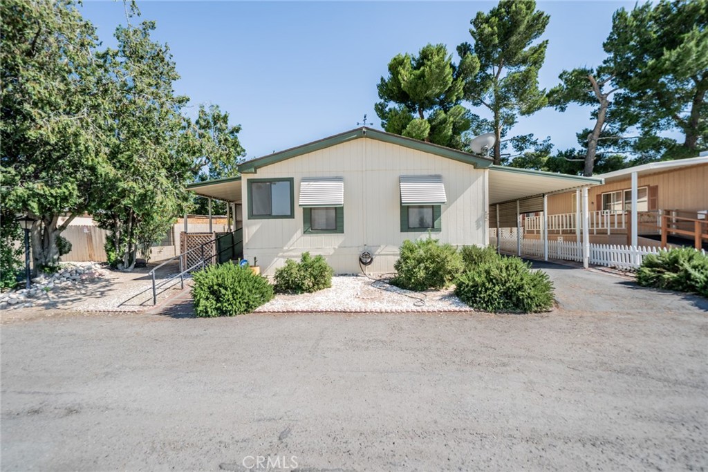 10200 Johnson 55 Property Photo 1