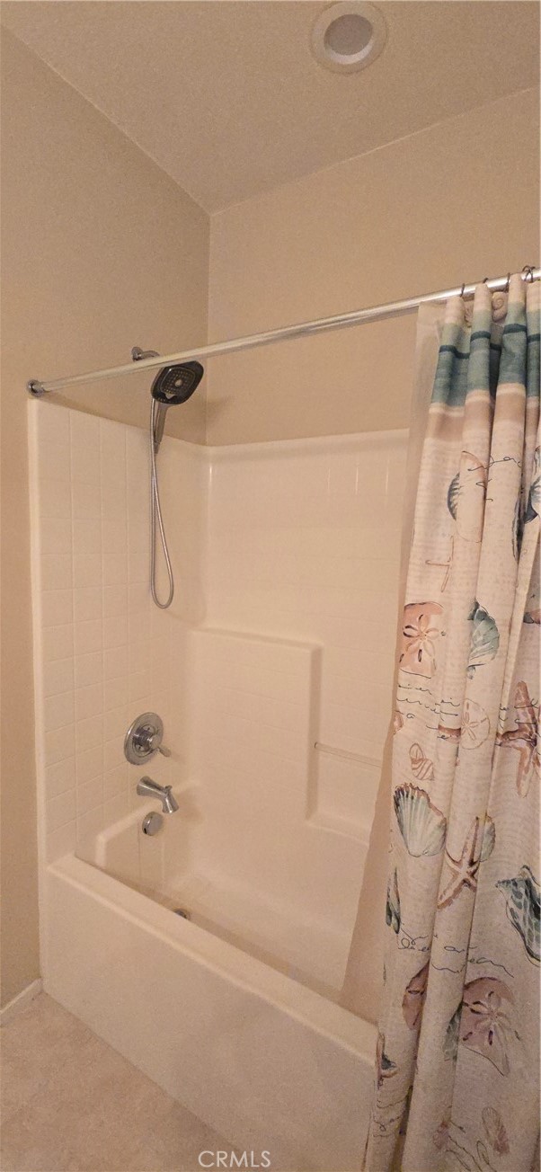 36410 Amateur Property Photo 25