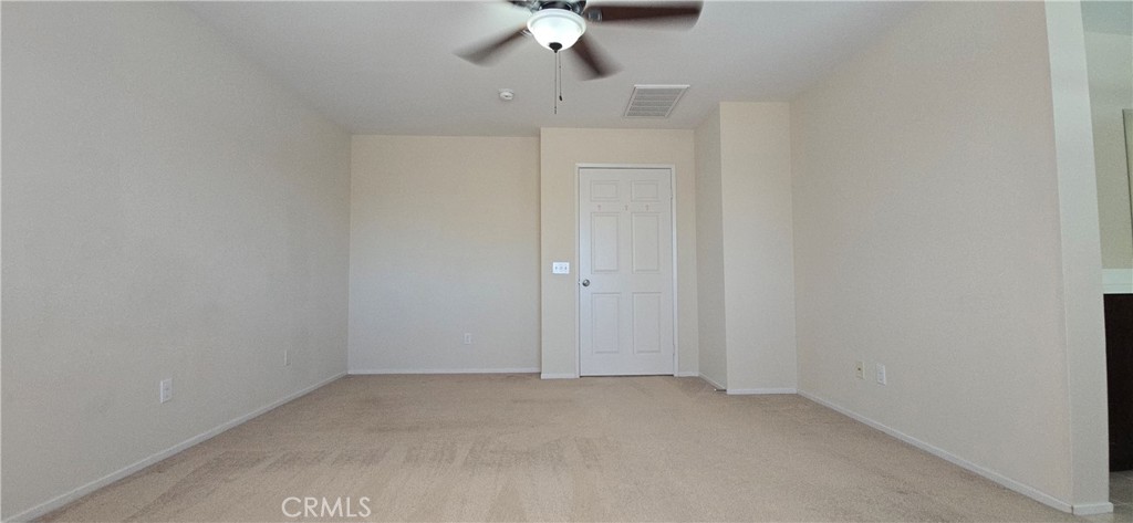 36410 Amateur Property Photo 32