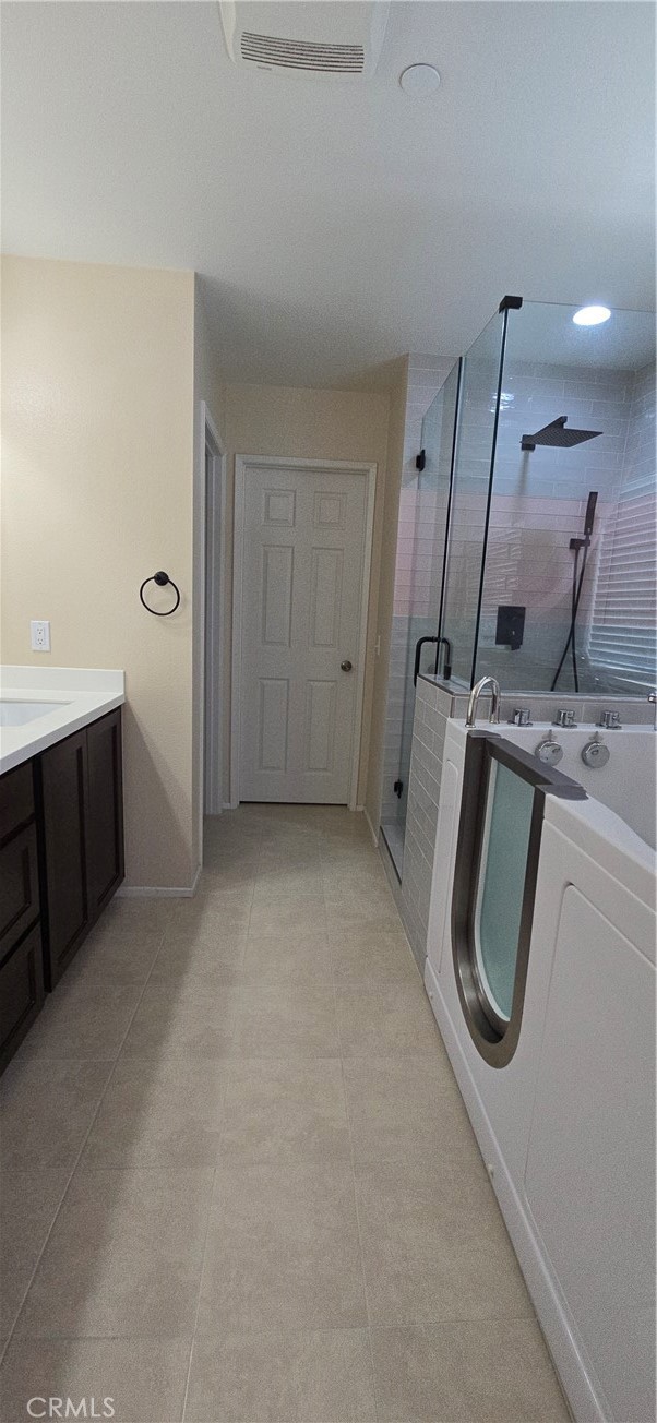 36410 Amateur Property Photo 33