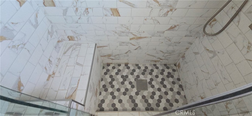 36410 Amateur Property Photo 49