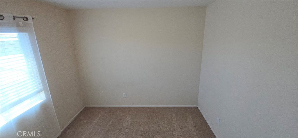 36410 Amateur Property Photo 54
