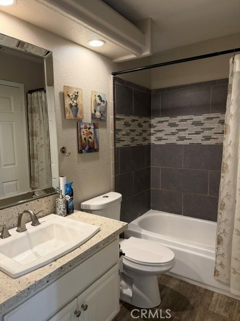 7271 Deerwood Place Property Photo 9