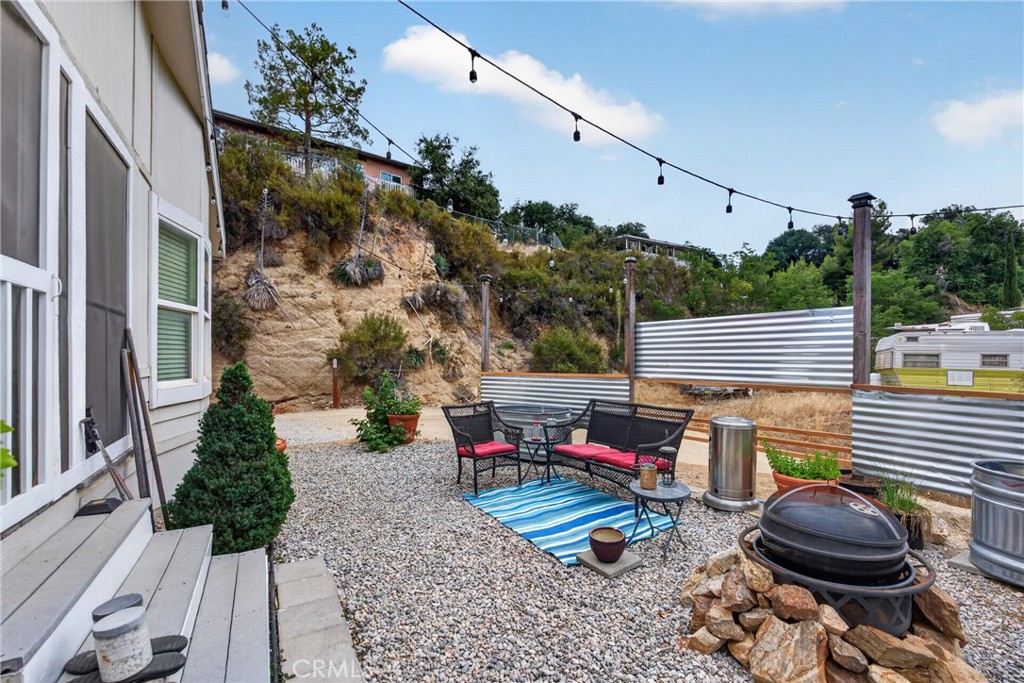 19021 Cypress Property Photo 4