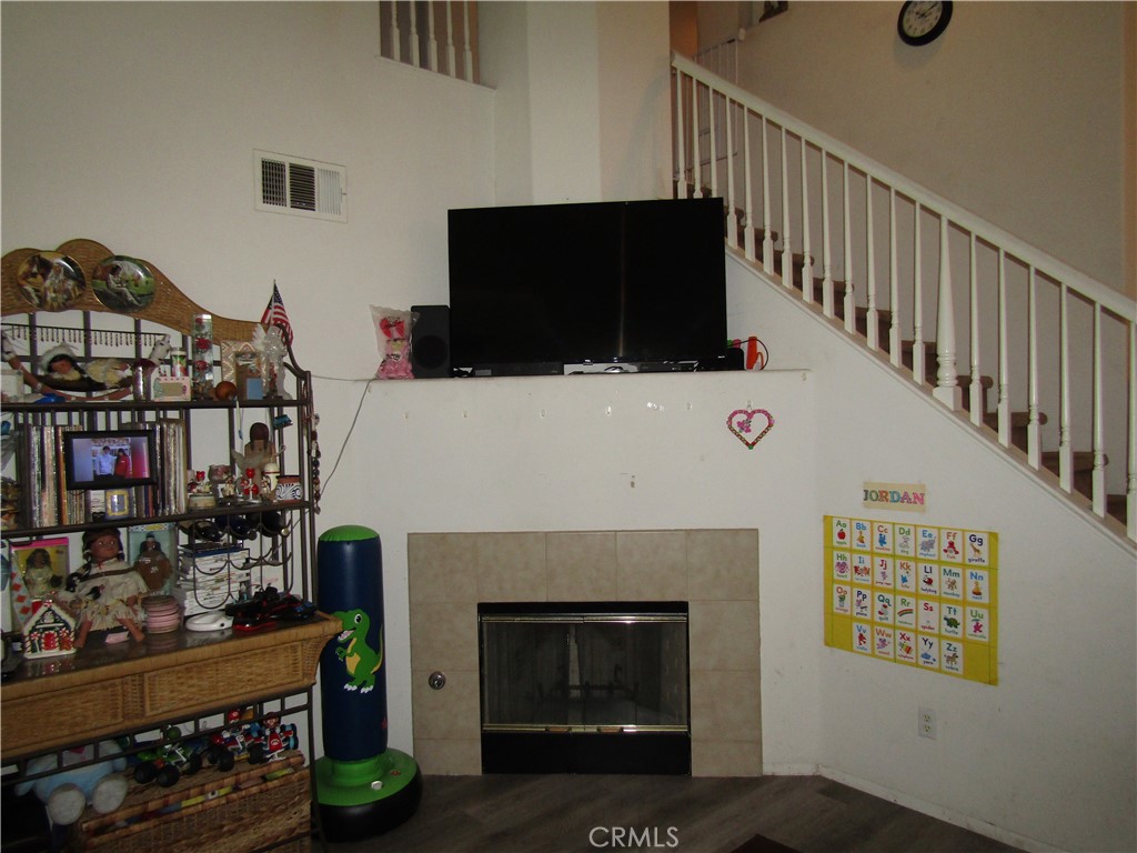 15248 Sunray Court Property Photo 4