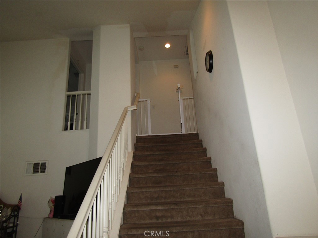 15248 Sunray Court Property Photo 5