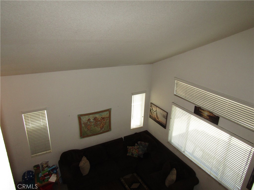 15248 Sunray Court Property Photo 7