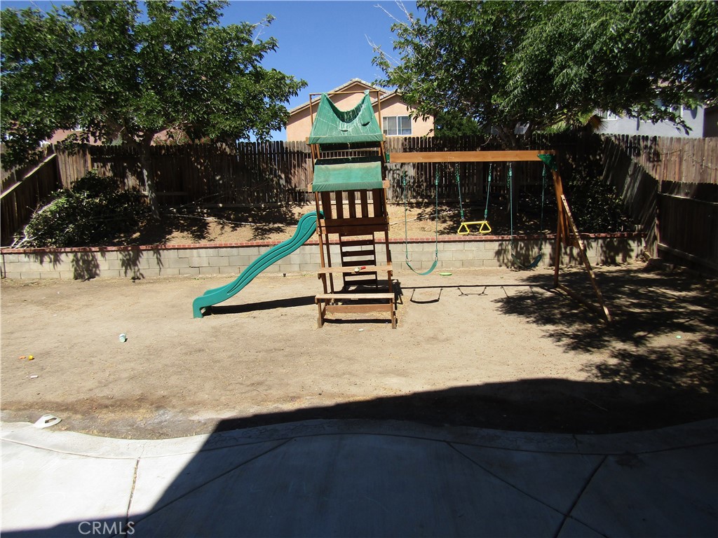 15248 Sunray Court Property Photo 33