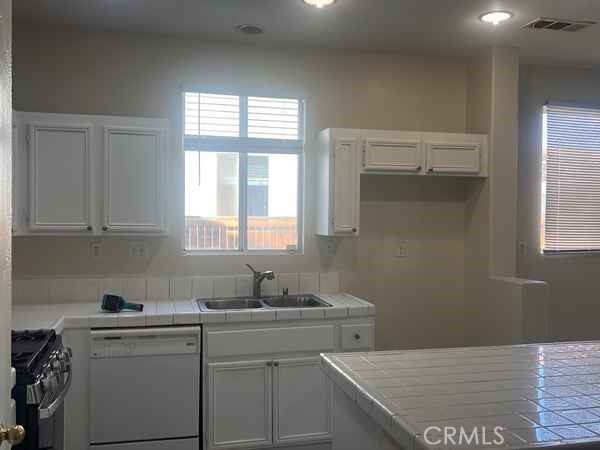 11748 Luna Road Property Photo 4