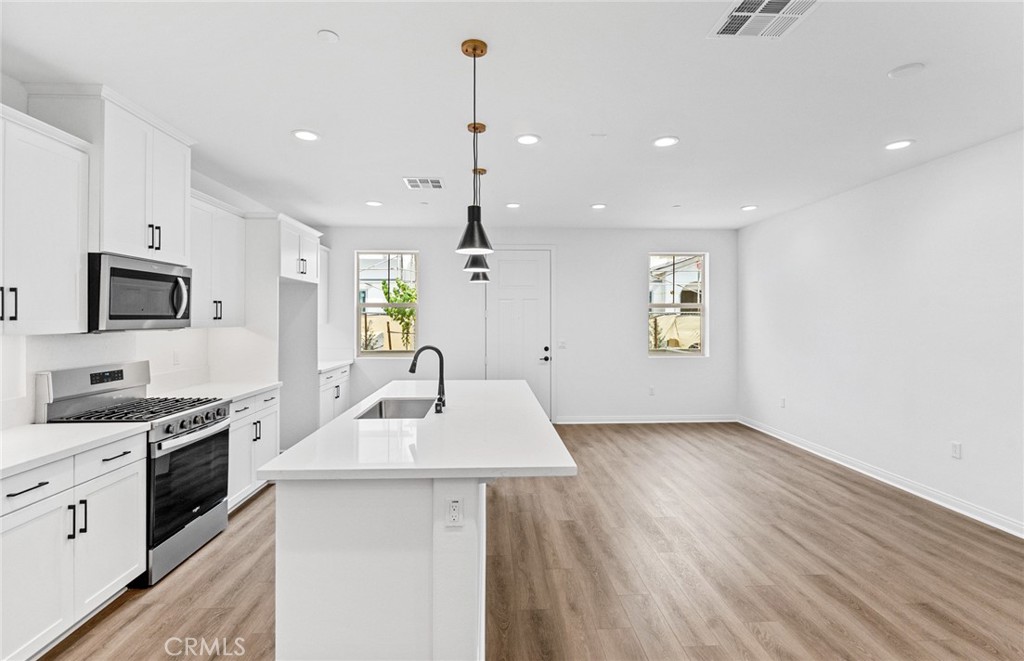 4243 East Honeybee Paseo Property Photo 6