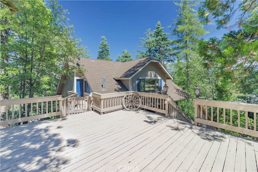 226 Birchwood Property Photo 2