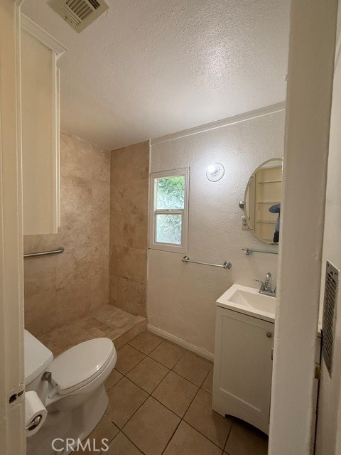 1082 Fremont Property Photo 8