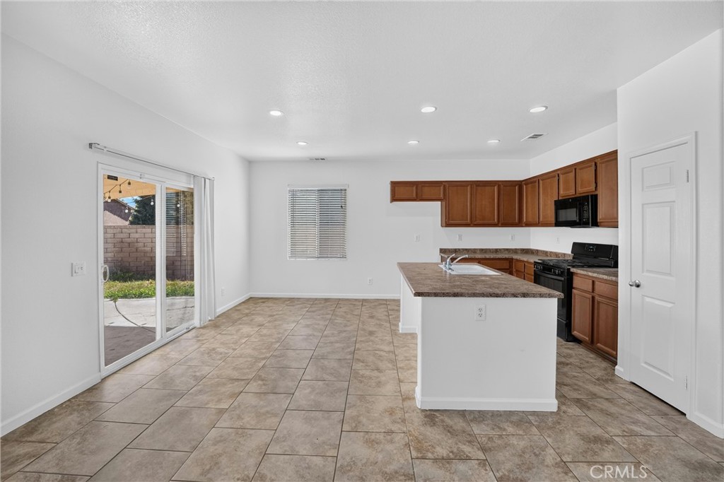 1350 Gordon Court Property Photo 14