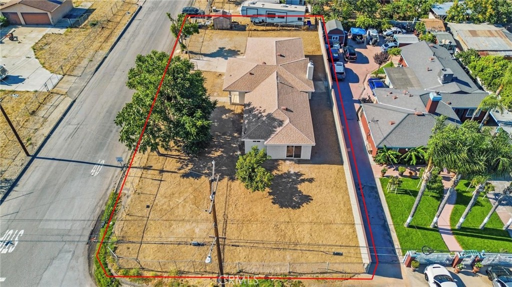 19512 Jurupa Property Photo 4