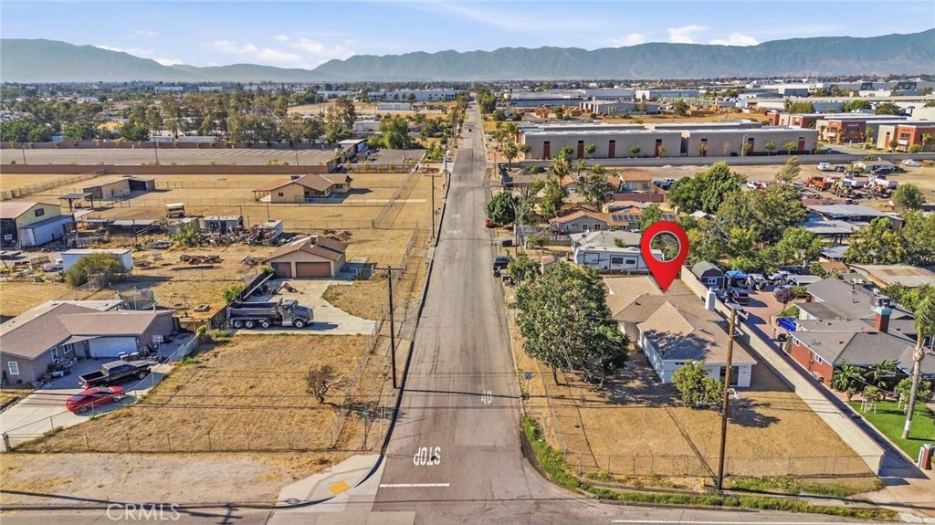 19512 Jurupa Property Photo 10