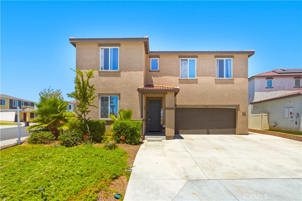 15627 Raptor Road Property Photo 1