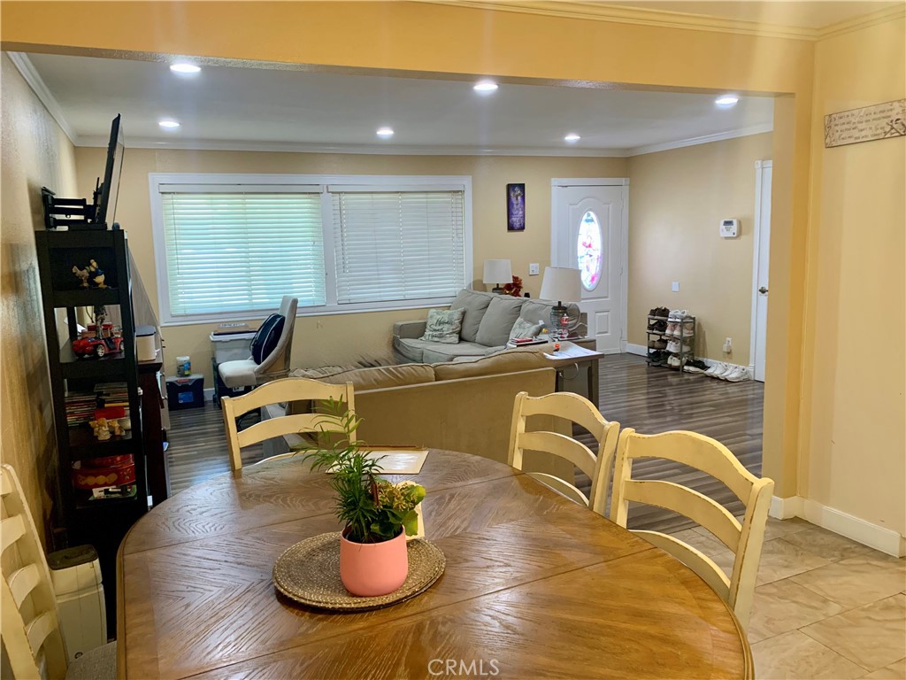 4751 Howard Property Photo 25