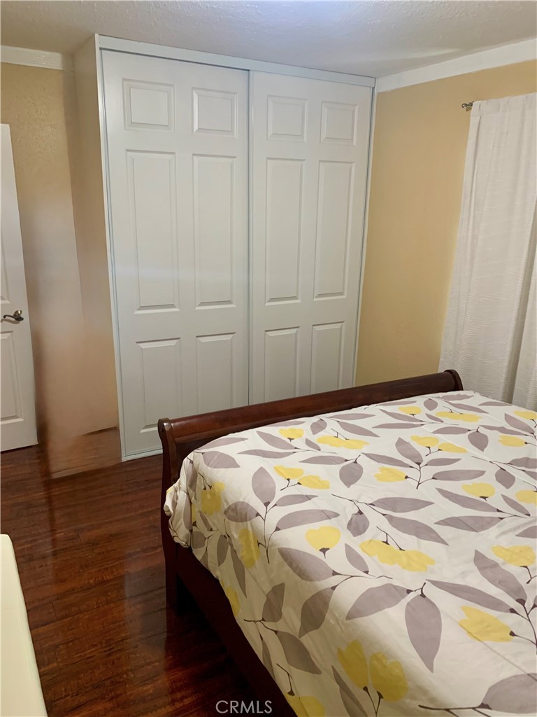 4751 Howard Property Photo 29