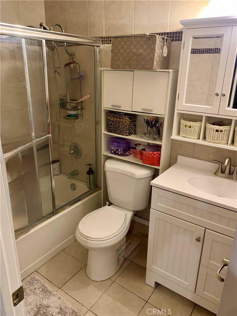 4751 Howard Property Photo 44