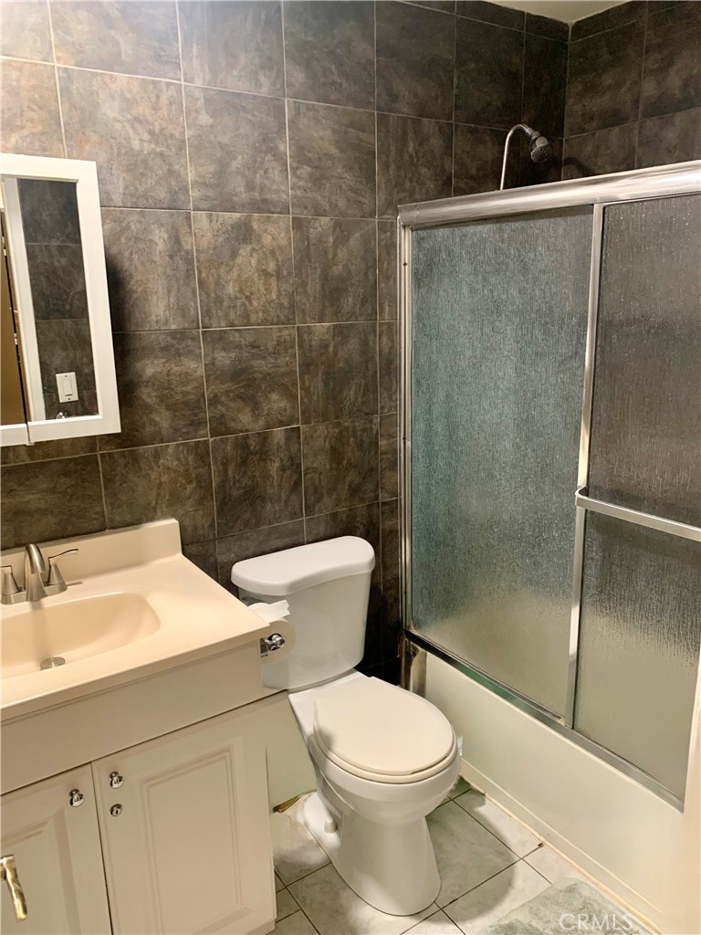 4751 Howard Property Photo 45