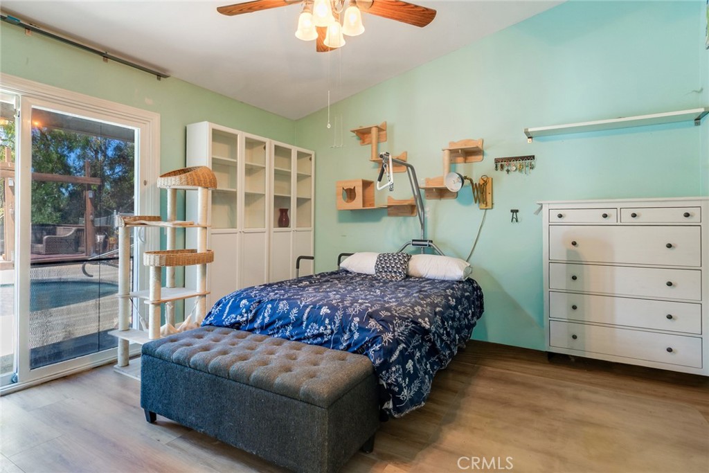 18563 Chickory Property Photo 10